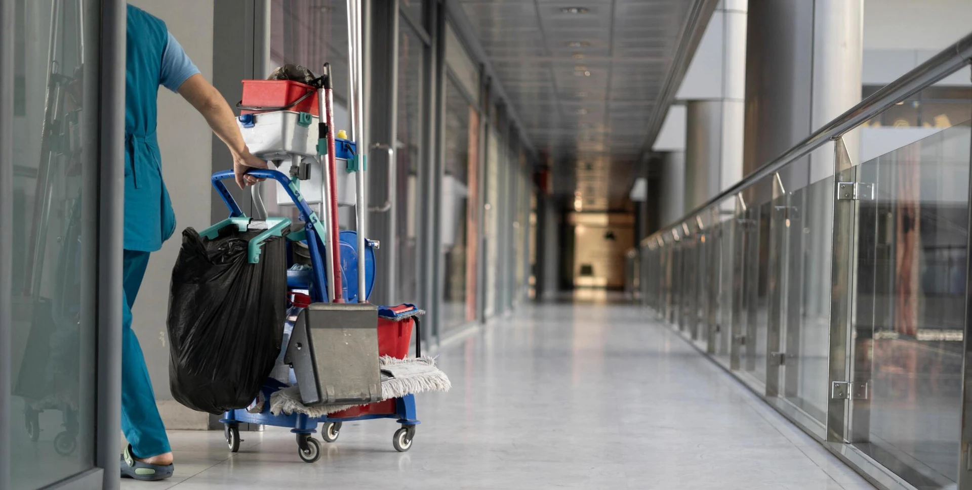 hospital cleaning services